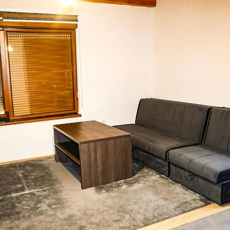 Modra Rijeka Aparthotel Glavaticevo